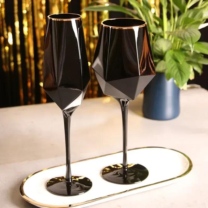 1 Piece Hot Selling Pure Black Crystal Gold Edged Glass Red Wine Glass Goblet Minimalist Temperament Wine Glass Bar Table Cup