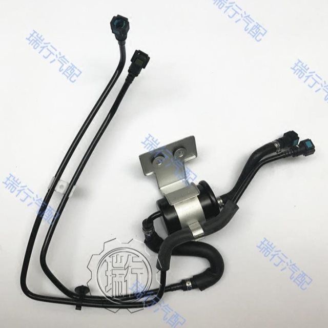 Auto parts High quality  OE number 1303500U2232 for JAC S3 Oil cooler pipe assembly 1 PIECE