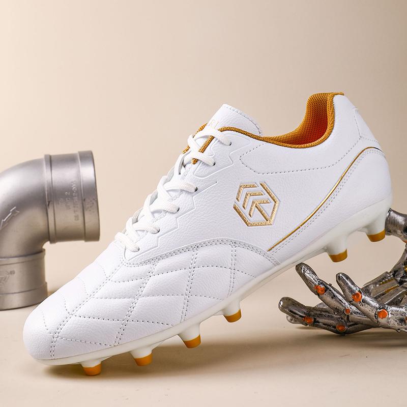 

Новые мужские футбольные бутсы Трава Дышащие Матч Уличный Спорт Футбольные Шиповки Нескользящие Шипы Длинные Шипы Удобные Тренировочные Мальчики 31 белый