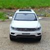 W201:32 Volkswagens Tiguan L SUV Alloy Car Model Diecasts Metal Toy Vehicles Car Model Simulation Sound Light Collection Gift