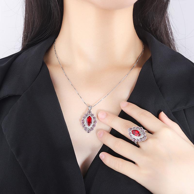 Ring Zubehör Retro Trend Halskette Weibliche Schatz Rot Weibliche Anhänger