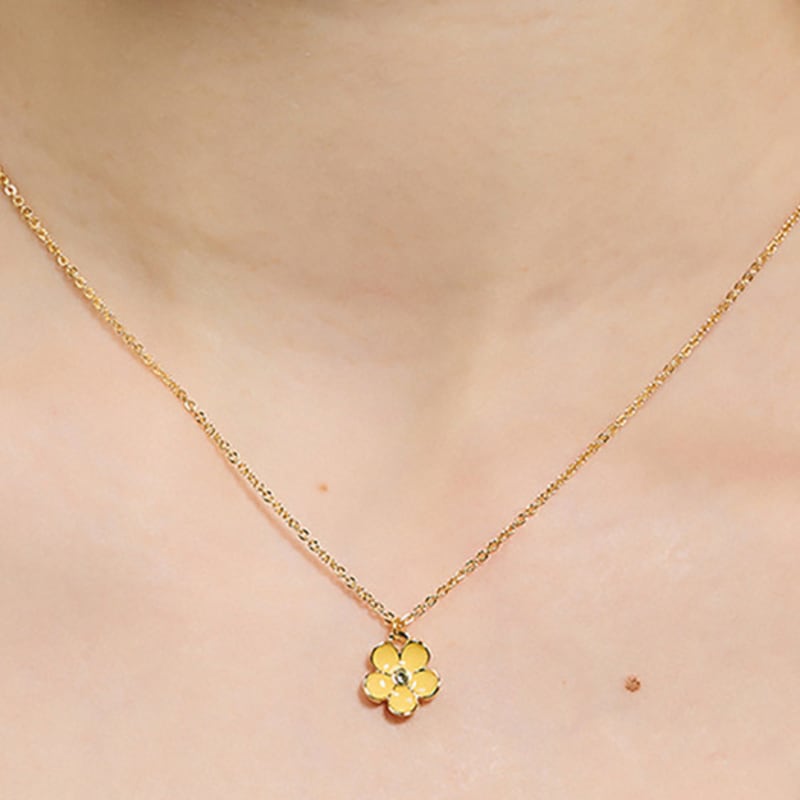 Dana Burton Lovely Heidi Mini Flower Necklace