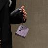 Funda con cordón de cuero brillante para Z Flip7: A Prueba de Caídas, Moderno y Protector