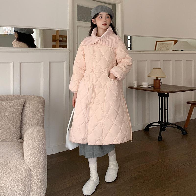 

Rhombus knitted collar long down jacket women s 2025 winter fashion thickened thin belt waist and thin knee jacket tide M світло-рожевий колір