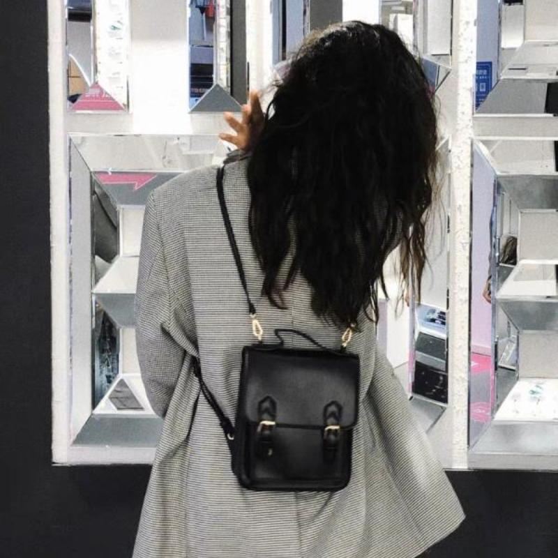 

Vintage Leather Women s Backpacks British Style Shoulder Bags Casual Students School Bags for Girls Small Hand-held Handbags