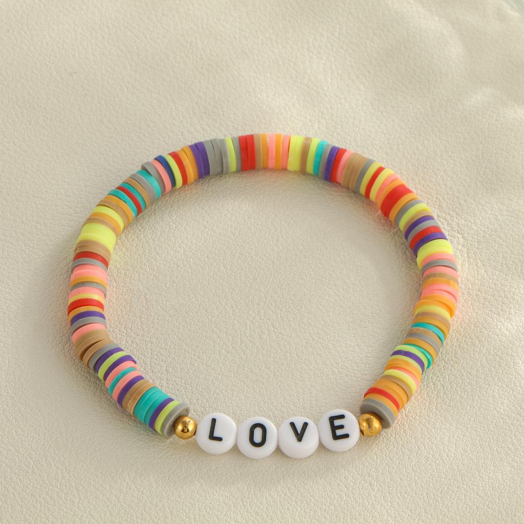 LOVE Letter Buntes Heishi Perlen Stretch Armband Set für Damen Y2K Boho Schmuck Geschenk