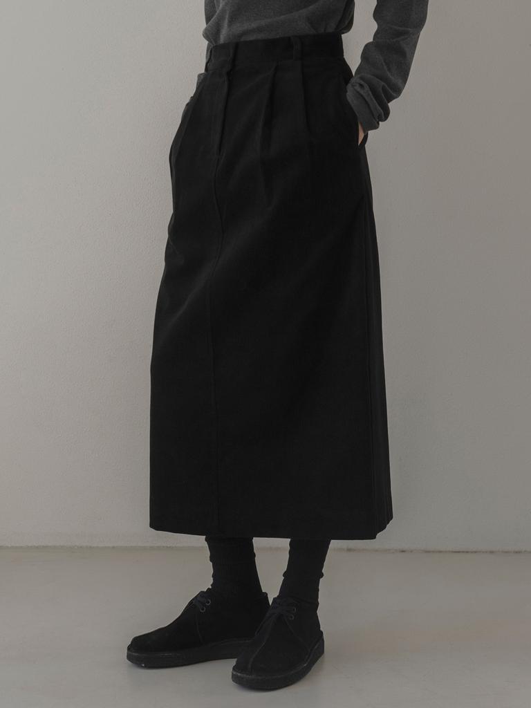 Deomiteun Corduroy H-Line Skirt (Black)