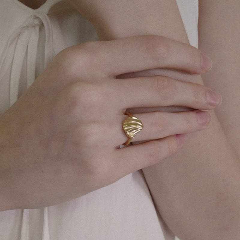 Fiore Pleats Shell Ring Ver.1