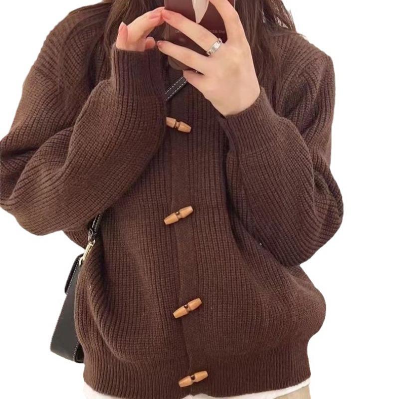 Retro horn buckle crew neck knitted cardigan women's autumn and winter new loose lazy wind sweater jacket top trendy