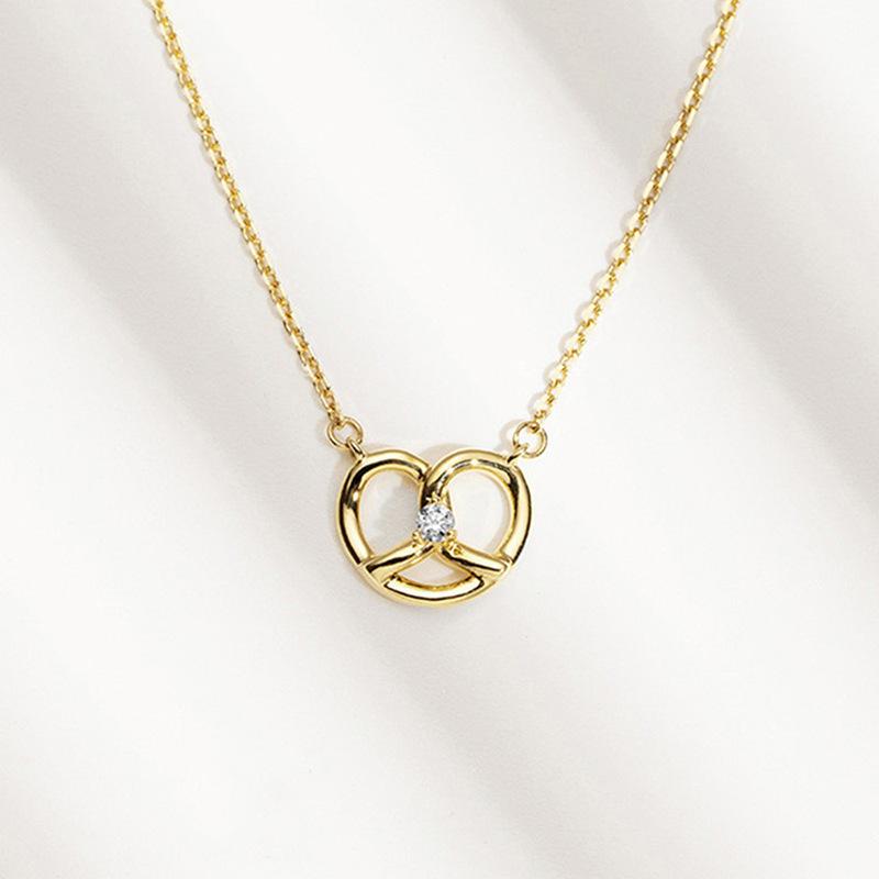 Pretzel Shape Single Round Stone Inlay Minimalist Cable Chain Pendant Women Clavicle Necklace
