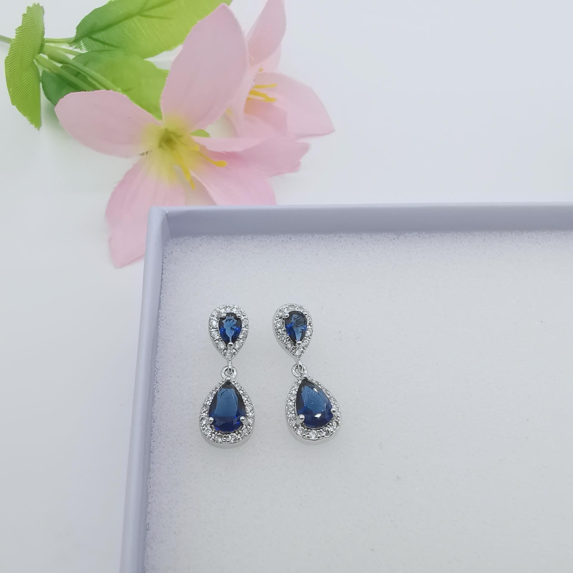 

Японские и корейские минималистичные легкие роскошные европейские и американские длинные серьги грушевидной формы с универсальным характером