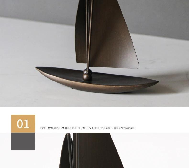 Creative Sailboat Model Crafts Statue Desk Decoration Ornaments Abstract Artwork Sailboat Resins Sculpture Room Aesthetic Decor