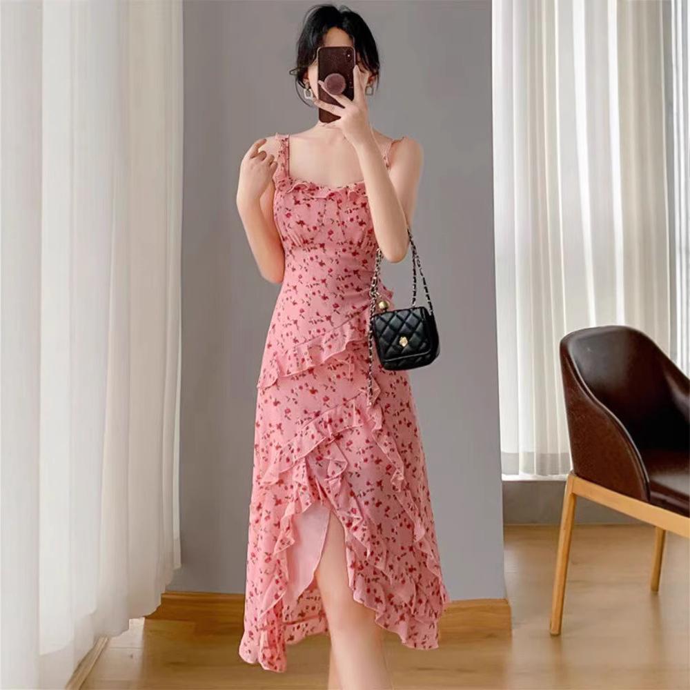 Coffee break French floral dress women's summer new waist and thin design sense niche ruffle edge suspender skirt