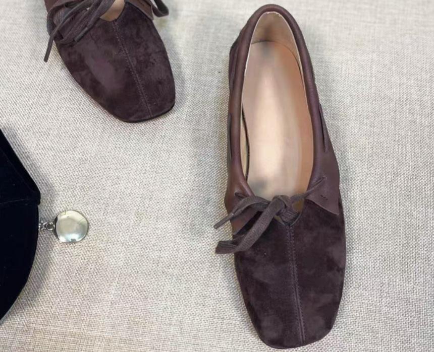 

French small square head Mary Jane shoes women s spring and summer suede light mouth bow retro thick heel flat shoes small single shoes 40