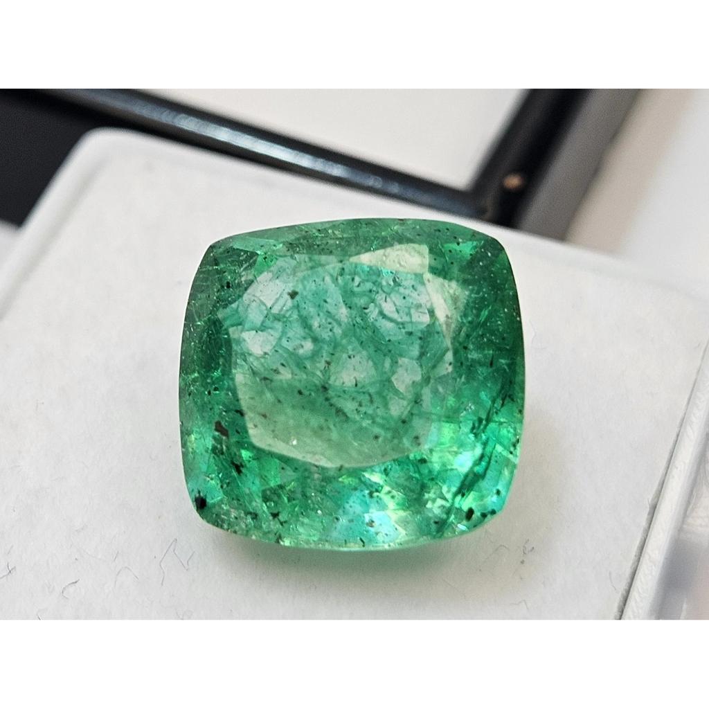Fabulous Emerald Green Colombian 7 Ct Cushion Cut Certified Loose Gemstone