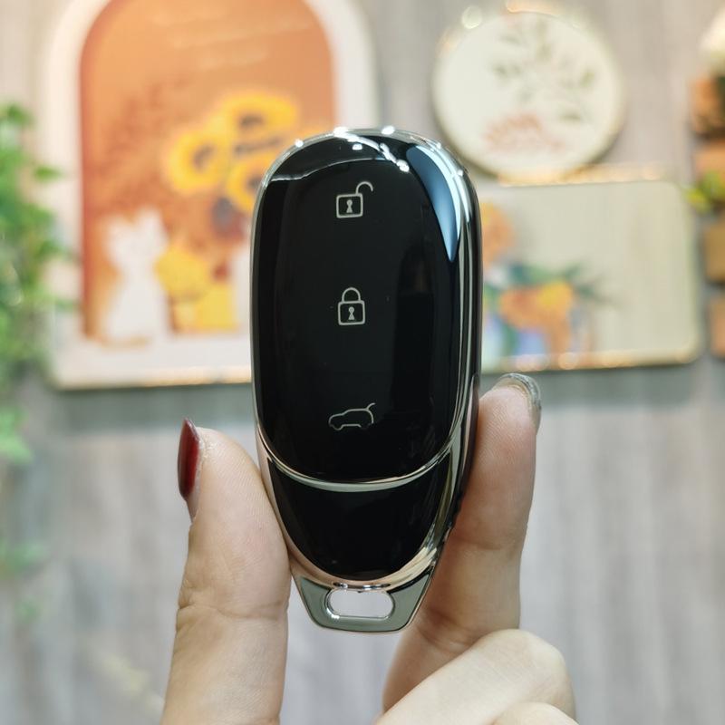 Unisex High-End Key Case: Custom L9 Car Remote Control Protective Shell with Keychain