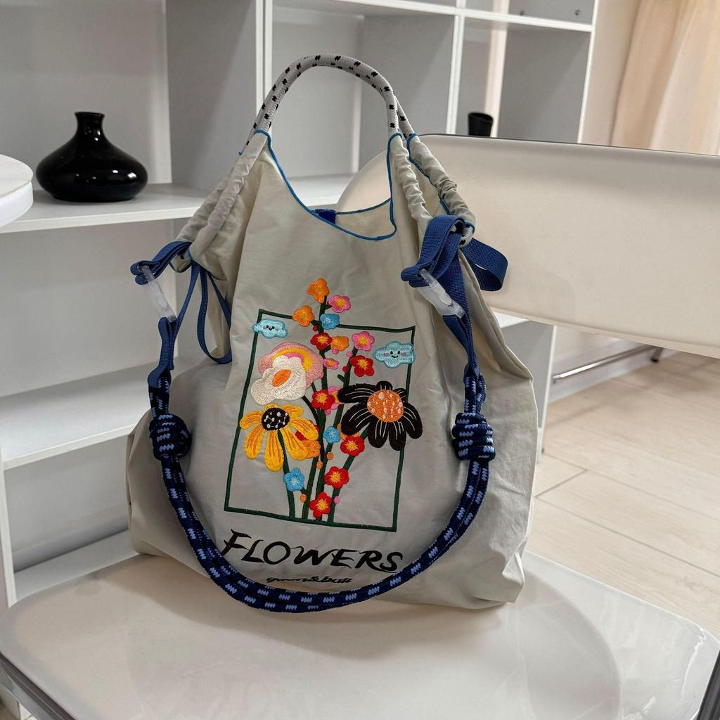 Trendy Large-Capacity Japanese-Style Nylon Embroidery Shoulder Bag for Women