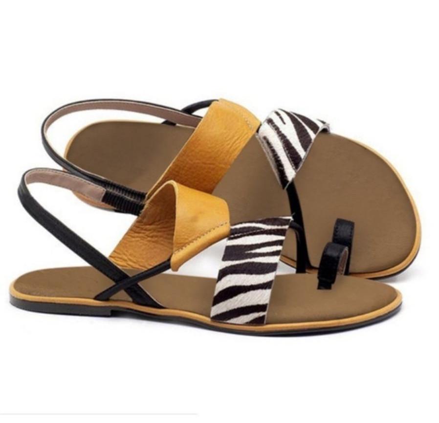 In Stock Summer 2021 Leopard Print Plus Size Flat Toe-Post Sandals for Women 35