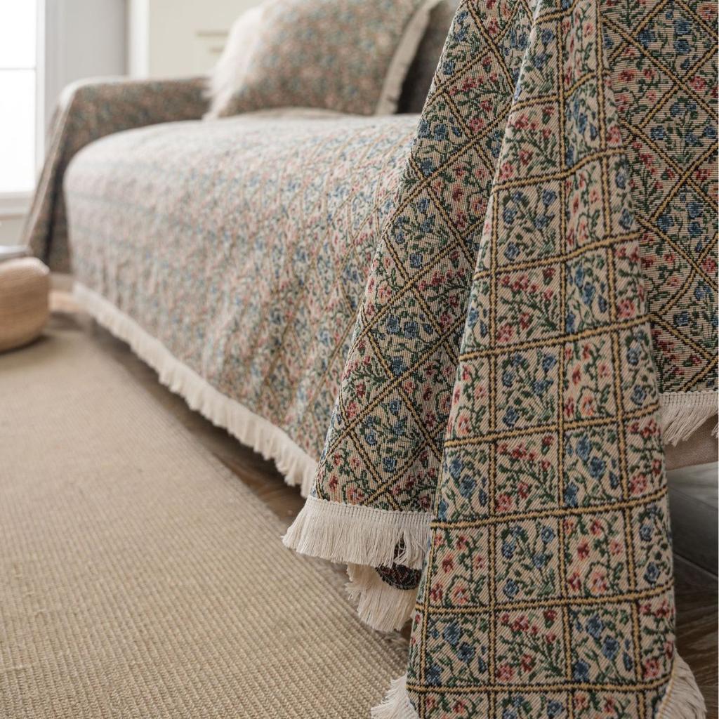 Exquisite sofa towel anti-cat scratch jacquard bouquet retro home fringed thick sofa cover blanket factory
