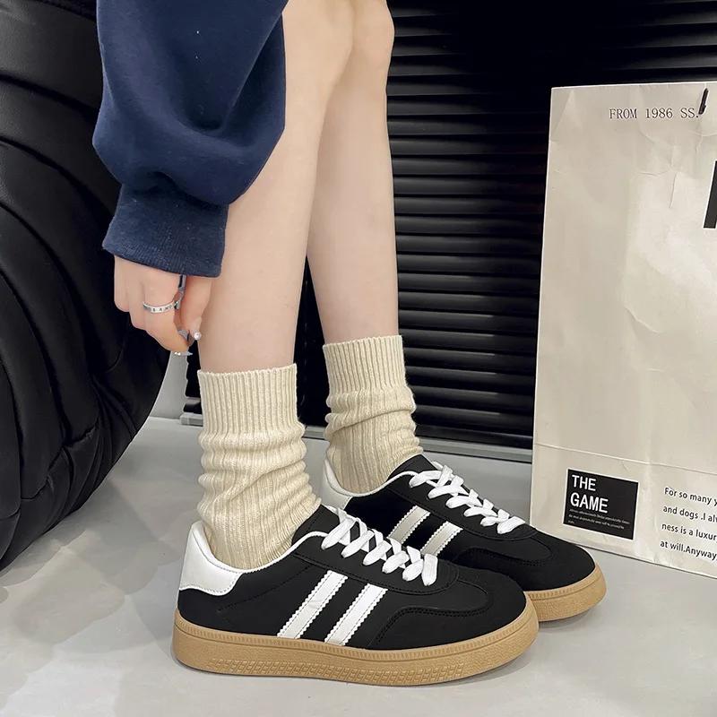 Fashion Shoes Woman 2025 Trend Casual Sneakers Comfortable Lace Up Flats Tennis Shoe Breathable Walking Jogging Shoe Zapatillas De Mujer