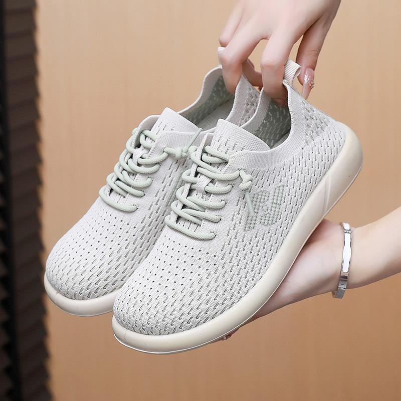 Shoes women's new casual, comfortable and lightweight women's single shoes fly-woven not tired feet breathable mesh flats