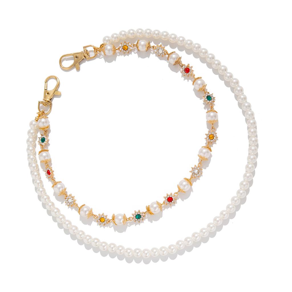 Elegant Rhinestones Flower Pearls Chain Enhances Jeans Fashion Statement Pieces for Trendy Women Ladies Casual Wear