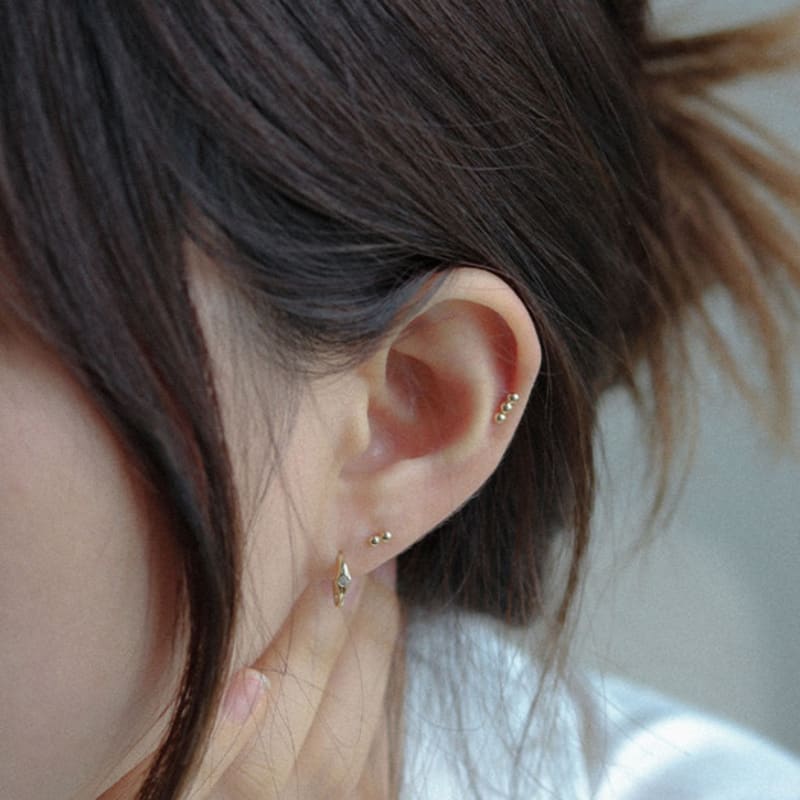 Youngglow 14k Middle Cubic Point One Touch Ring Earring