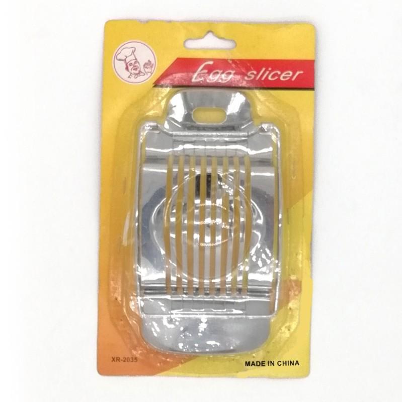 Kráječ a kráječ vajec z nerezové oceli na konzervovaná vejce