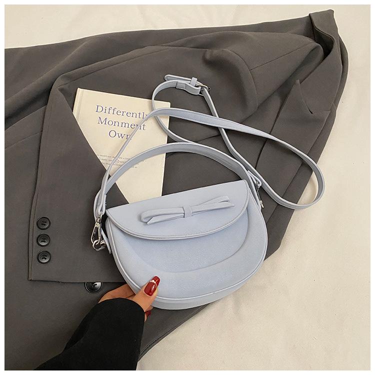 

Summer bag women s 2025 new saddle bag women s retro foreign style cute bow fashion shoulder messenger bag синий