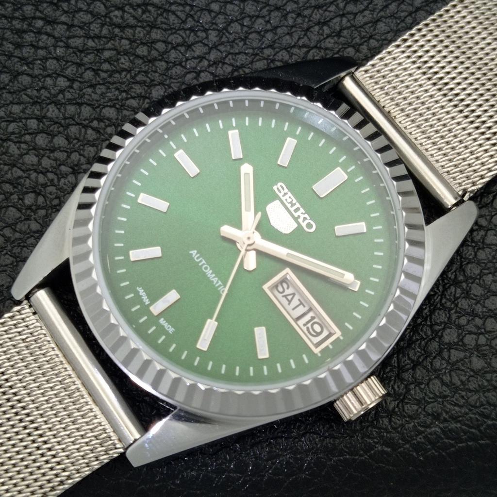 MENS VINTAGE SEIKO 5 AUTOMATIC REFURBISHED JAPAN GREEN DIAL WATCH A440586-4 Sk-a440586