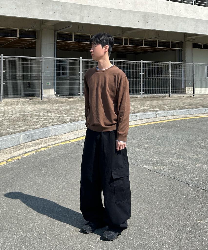 Mubeun Curved Wide Cargo Pants Black