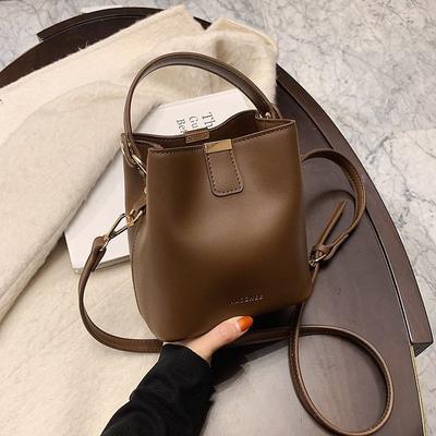 Popular Small Bag Women's New Trendy Fashion Autumn Portable Bucket Bag Feeling Simple Shoulder Messenger Bag