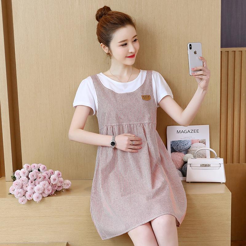 Modische Umstandsmode für Frühling/Sommer: Lockere und schmale Oberteile, Oberbekleidung und Kleider