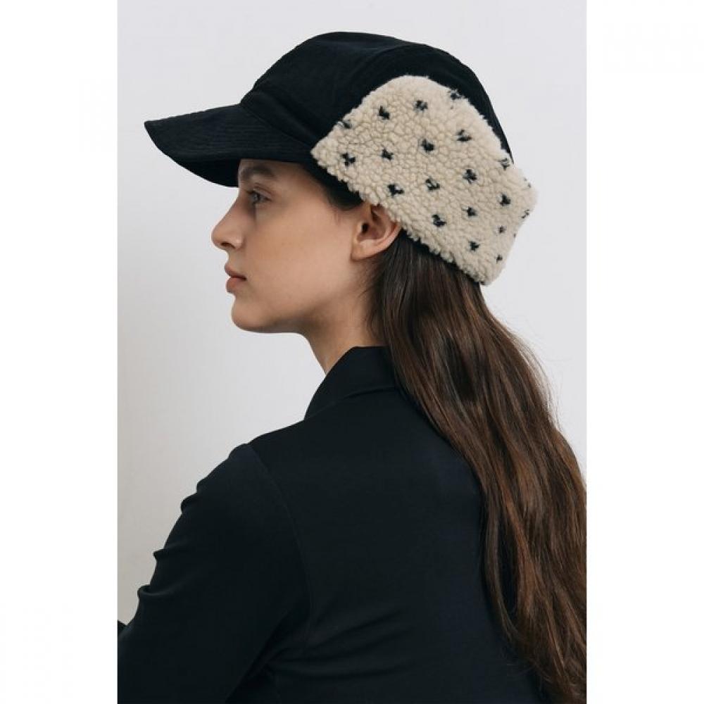 

Bermudagrass Earflap Cap Dot Boa Black Single option