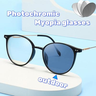 Outdoor Color Changing Myopia Eyeglasses Unisex Oval Photochromic Myopia Glasses Blue Light Blocking Eye Protection Sunglasses