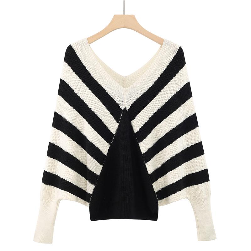 Autumn/Winter 2025 Plus Size Striped V-neck Knit Top - European/American Style 2XL
