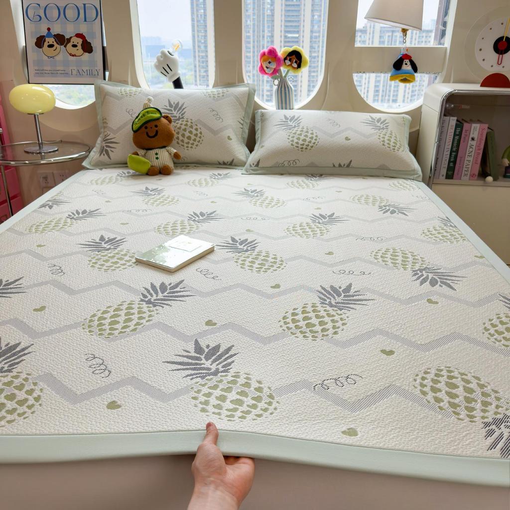 Ice Silk Cooling Bed Sheet Set: Soft, Air-Conditioned, Machine-Washable Mat for Single Person - A-Class Mother and Baby Grade.