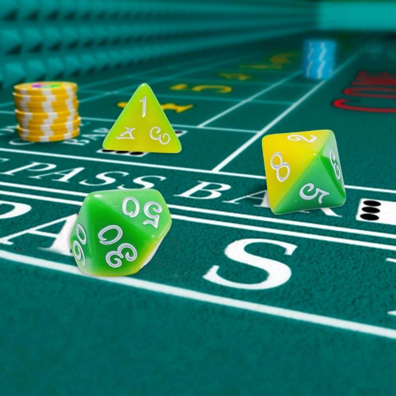 7 Pieces Multi-Sided Acrylic Dices Set Polyhedral Dices Double Color Table Game Dices Easy to Read Number Durable