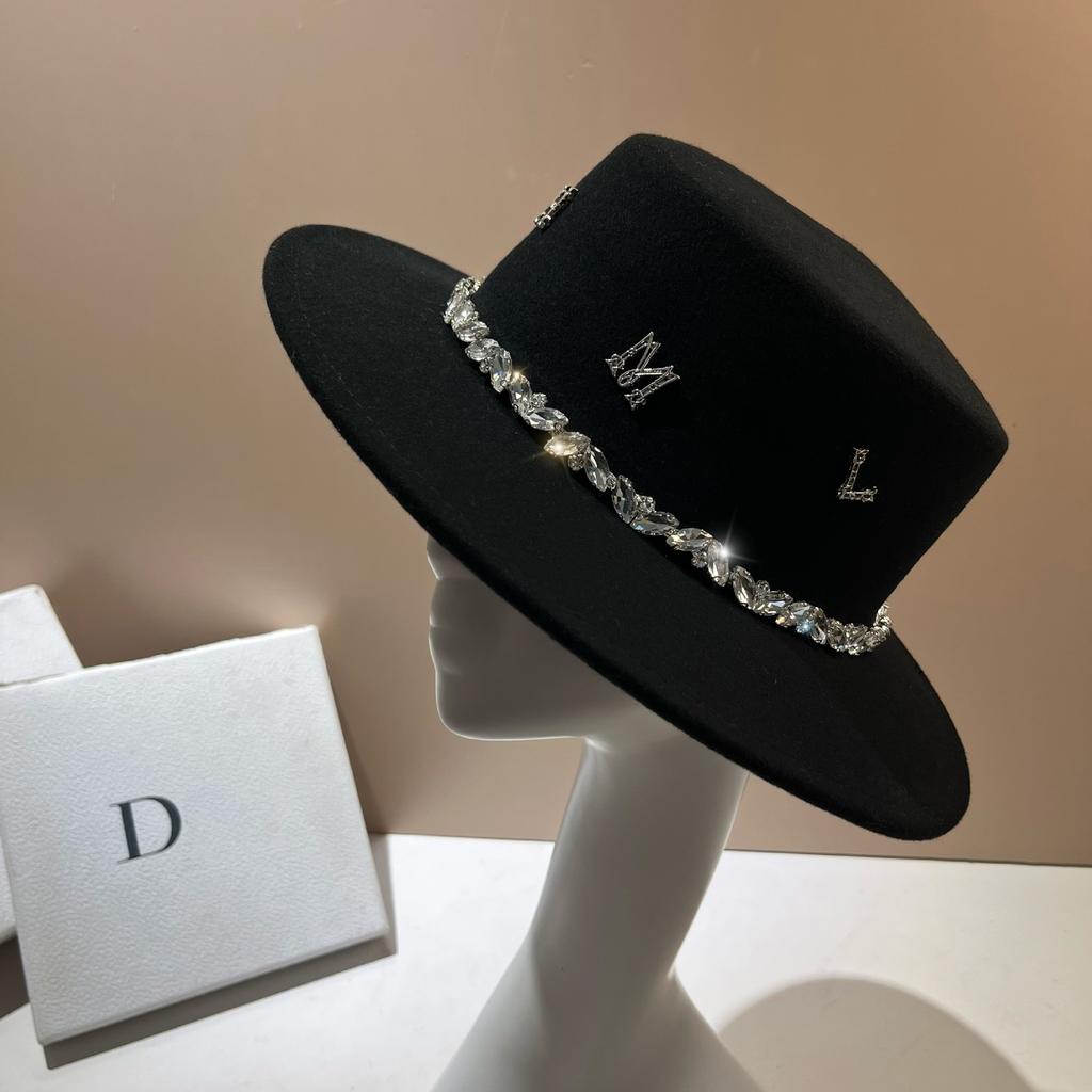 French Hepburn Pure Wool Rhinestone Top Hat Autumn And Winter New Light Luxury Celebrity Style Elegant Letter Wide Brim Flat Top Hat Women