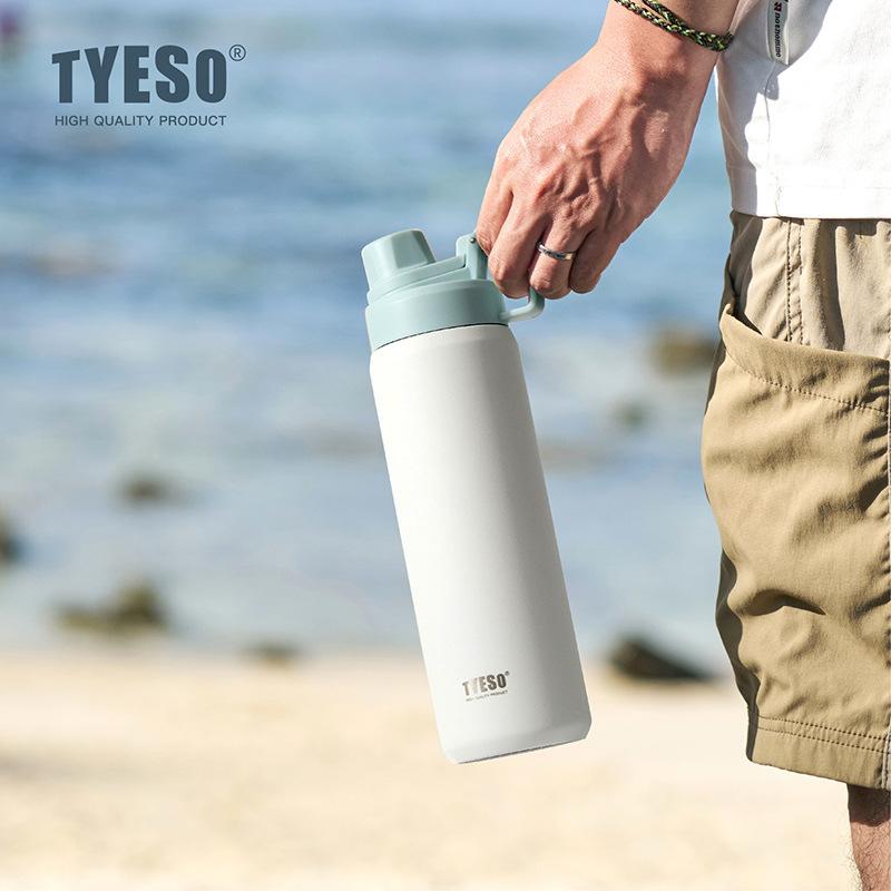 TYESO 750/900/1200/1500ml Tazza Termica Grande Capacità Acciaio Inossidabile Portatile Pentola Sportiva Tazza Acqua da Esterno Bollitore Acqua Opaco