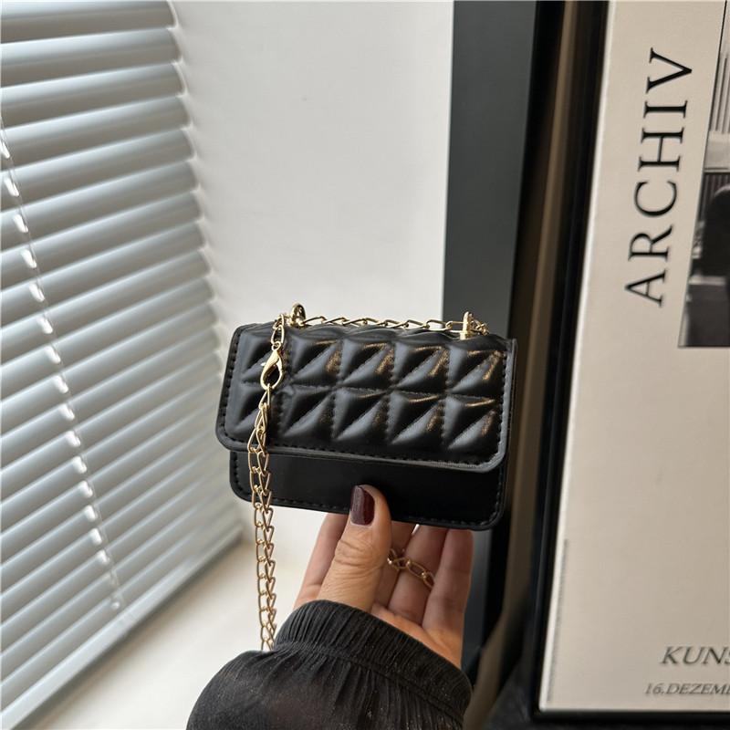 2025 Summer New Bag Women's Trend Small Bag Messenger Bag Women's Fashion Simple Diamond Chain Foreign Style Small Square Bag