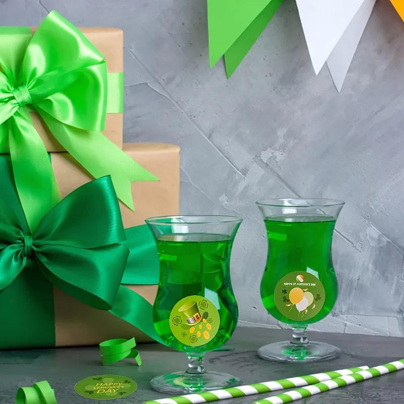 St Patricks Day Green Round Adhesive Sticker Roll 1000PCS Glassine Paper Sealing Labels For Cupcake Beer Mug Gift Packaging Party Decoration Use
