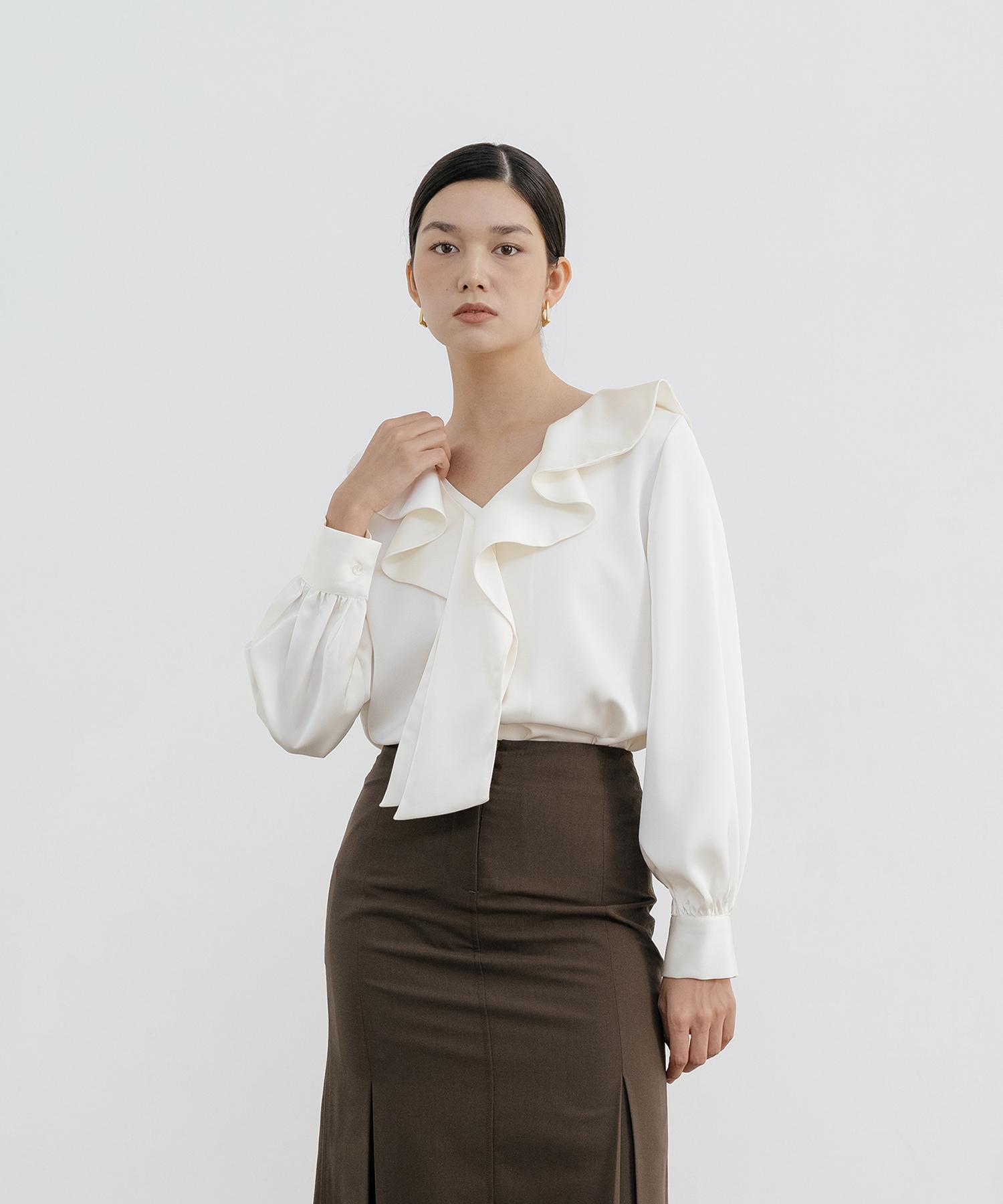 Unis Ivory Flare Collar Blouse Ivory