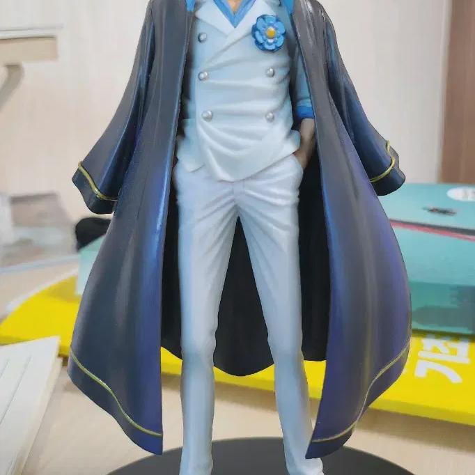 

Фигурка Луффи из One Piece