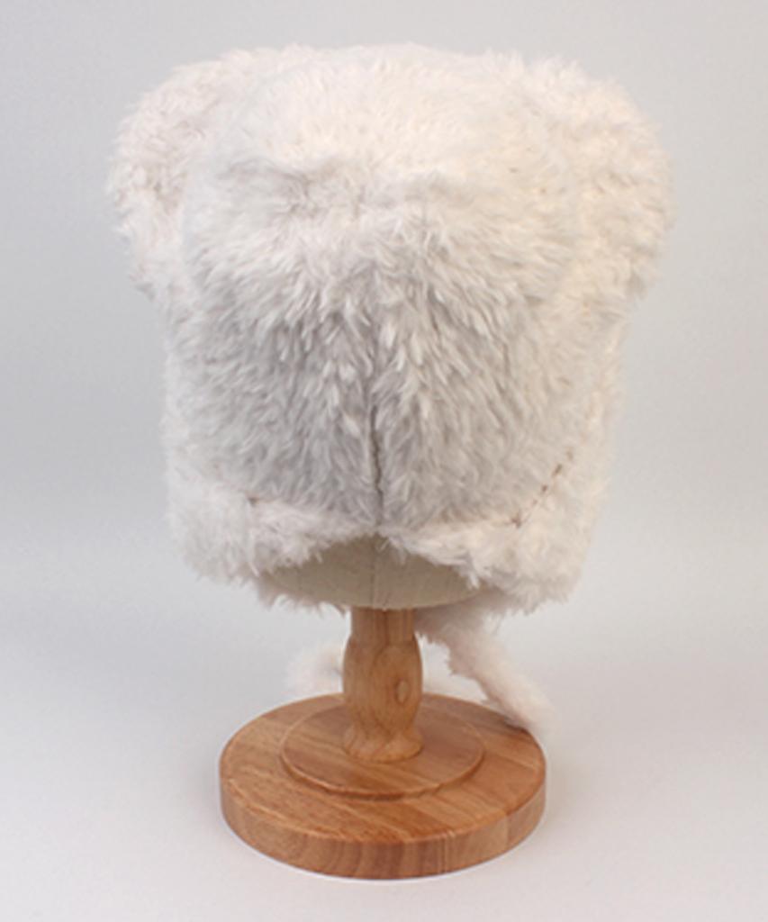 Yunibeosyeolkemiseuteuli Bear Fur White Bonnet Hat