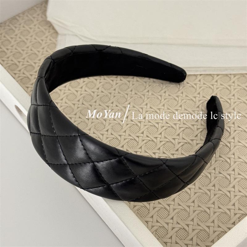 Retro Plaid PU Leather Headband - Korean Style, Simple and Chic