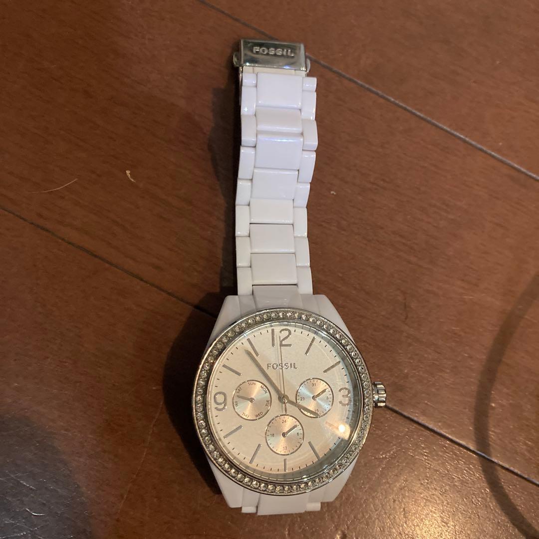Used FOSSIL white ceramic watch body
