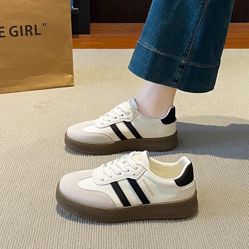 

Ретро немецкие тренировочные кроссовки женские 2025 лето и осень новые дышащие на платформе белые туфли универсальные и популярные спортивные и повседневные кеды 40