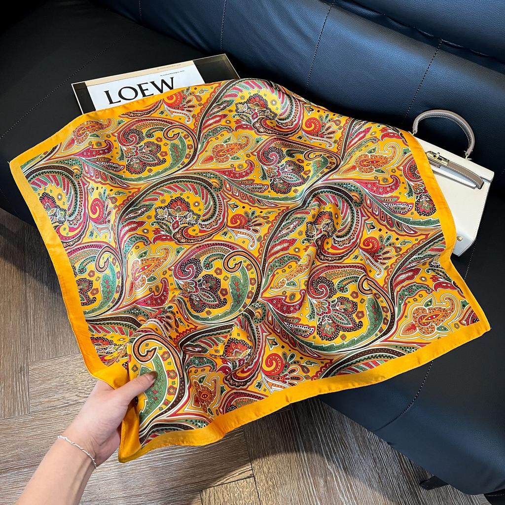 Luxury Paisley Print Women's Satin Square Scarf Ladies Imitation Silk Scarf Breathable Windproof Fashion Accessory