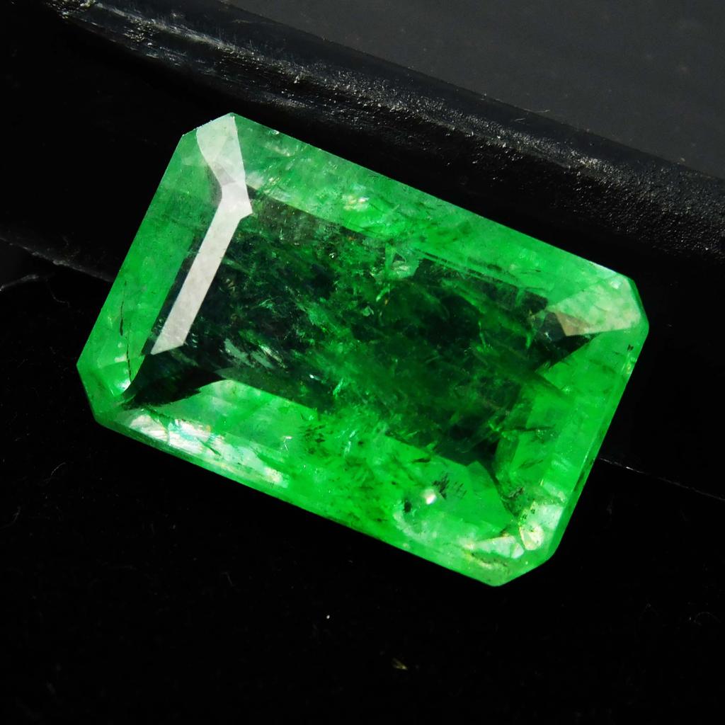 10.23 Ct Natural Green Colombian Emerald Emerald Cut CERTIFIED Loose Gemstone
